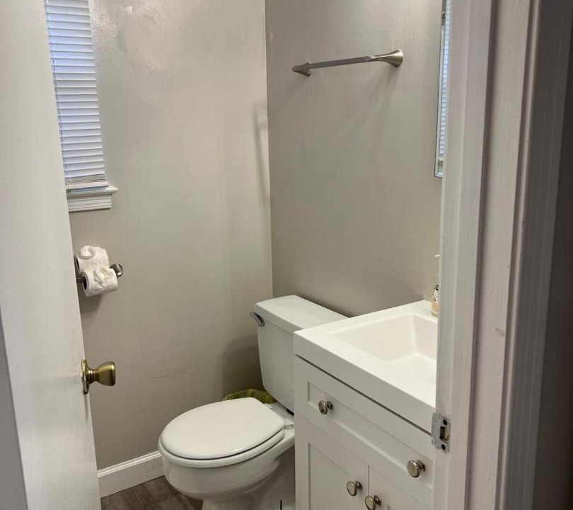 Photo of Bathroom in Gunter Afs