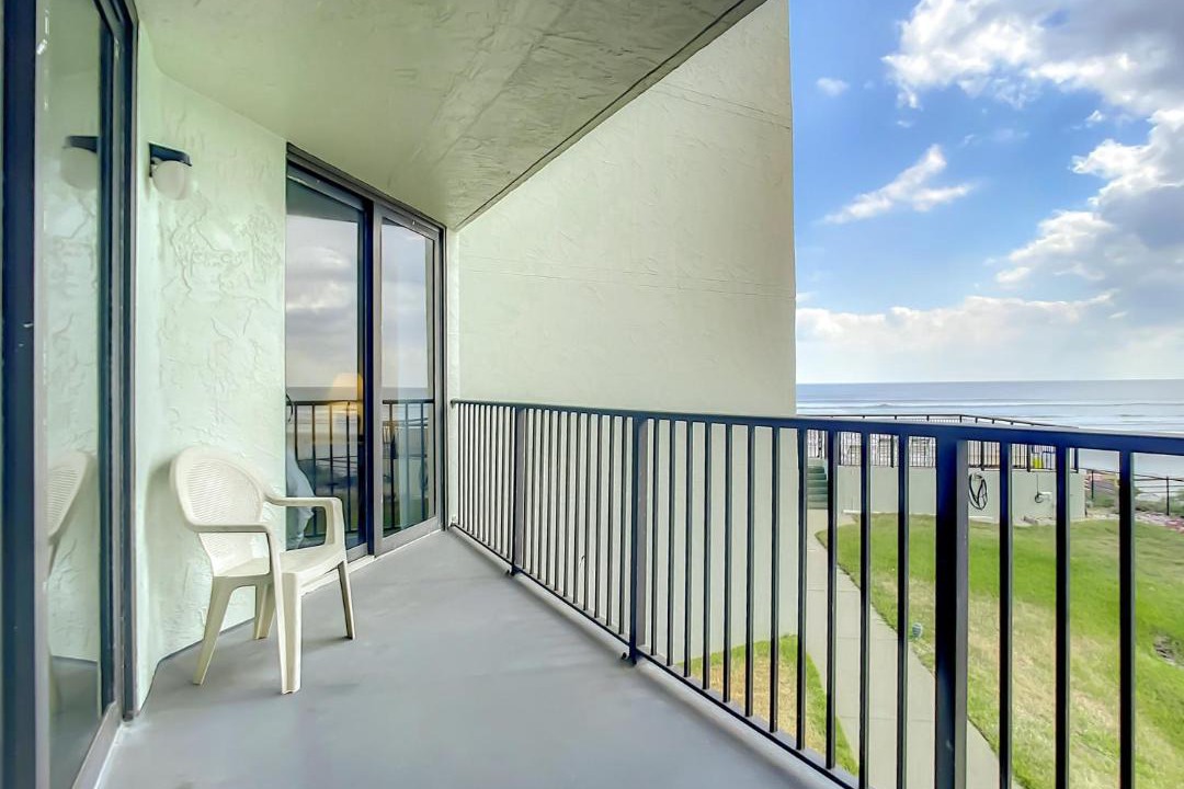 Photo of Patio Balcony in New Smyrna Beach
