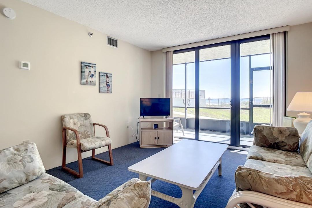Photo of Livingroom in New Smyrna Beach