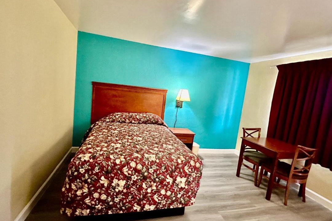 Photo of Bedroom in Tuscaloosa