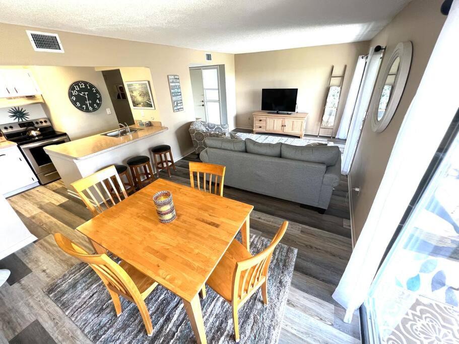 Photo of Livingroom in Saint Augustine Shores
