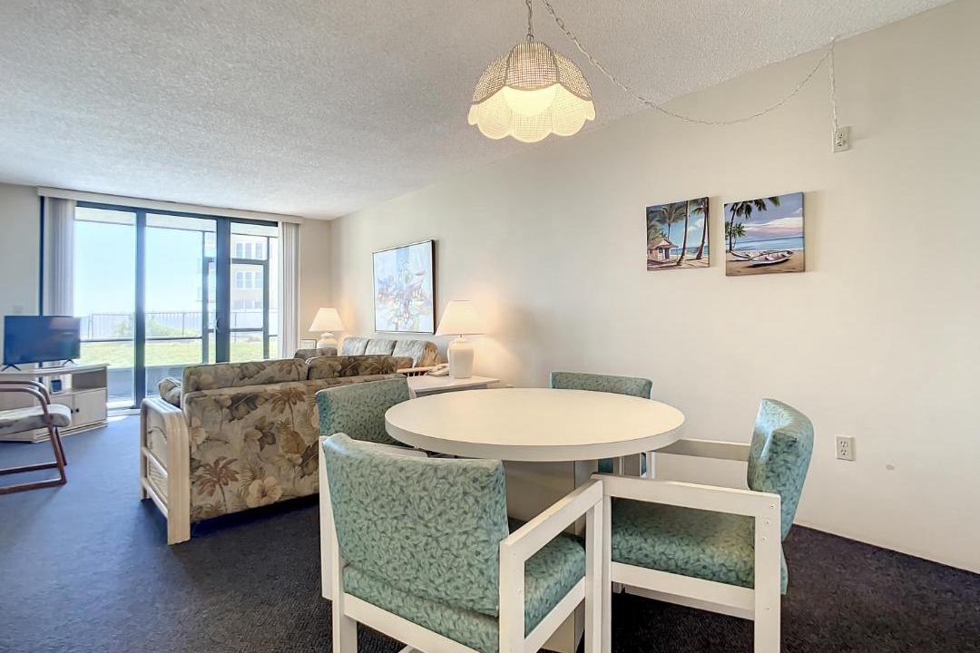 Photo of Livingroom in New Smyrna Beach