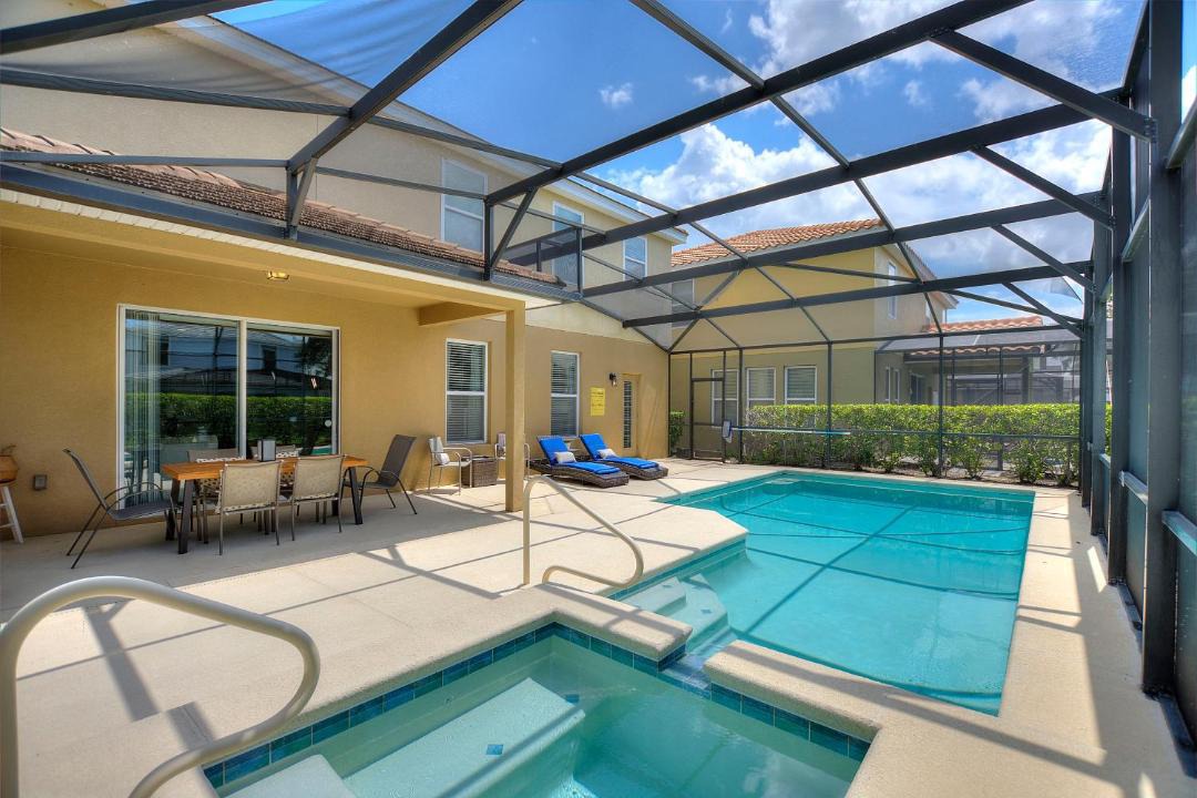 Photo of Outdoor in Loughman