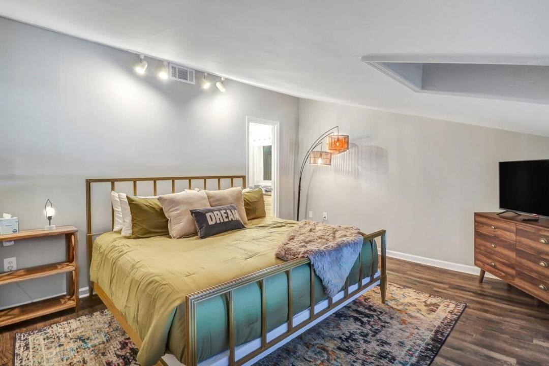 Photo of Bedroom in Statesboro