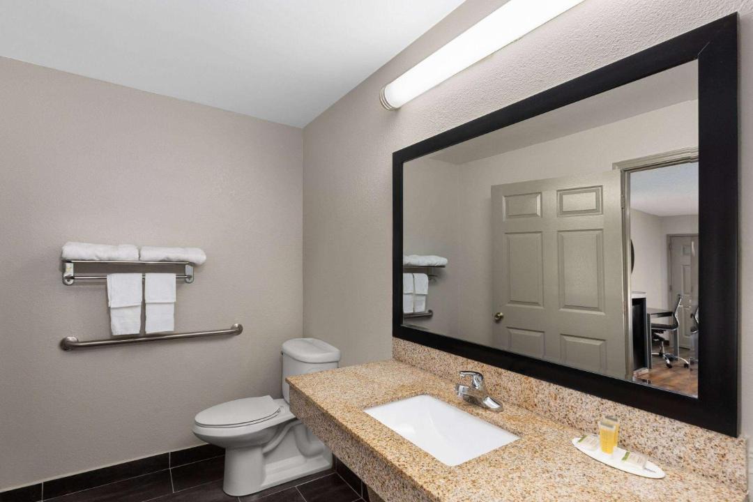 Photo of Bathroom in Childersburg