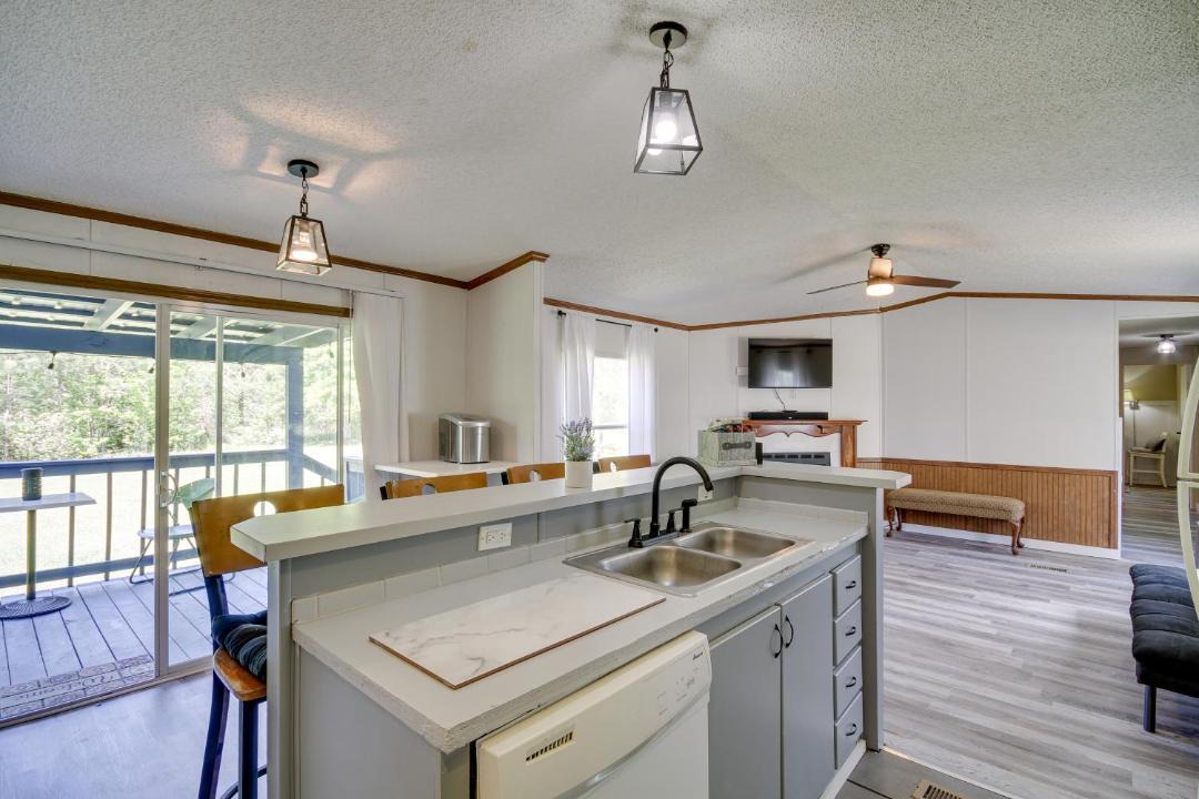Photo of Kitchen in Newhebron