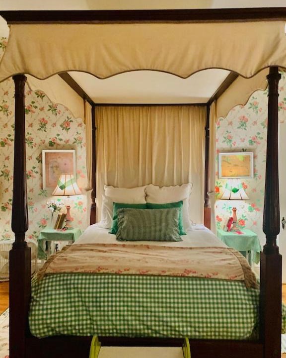 Photo of Bedroom in Mid-City