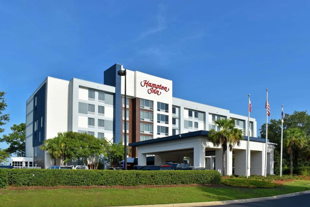 Photo of Others in Daphne