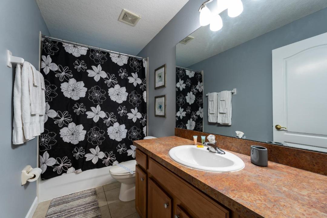 Photo of Bathroom in West Stonebridge