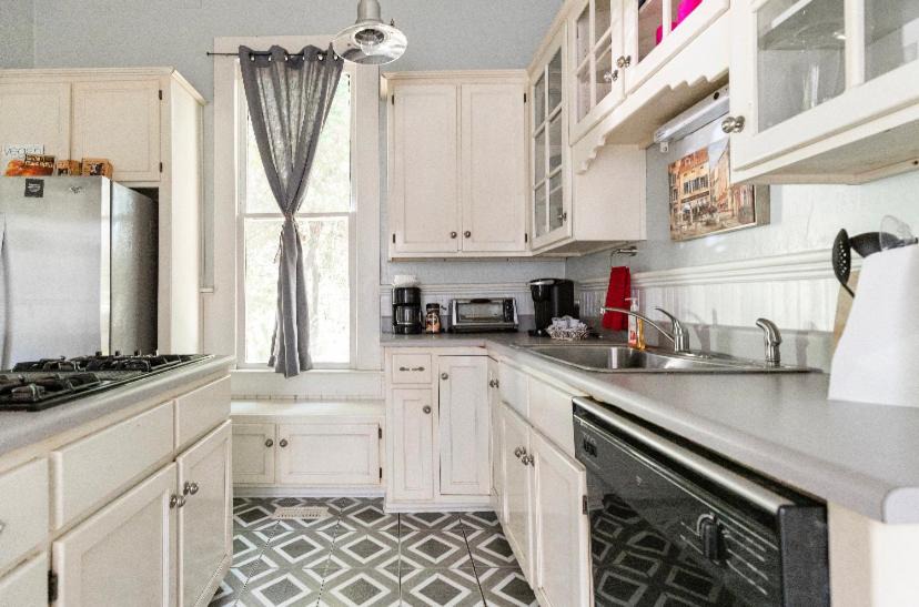Photo of Kitchen in Valdosta