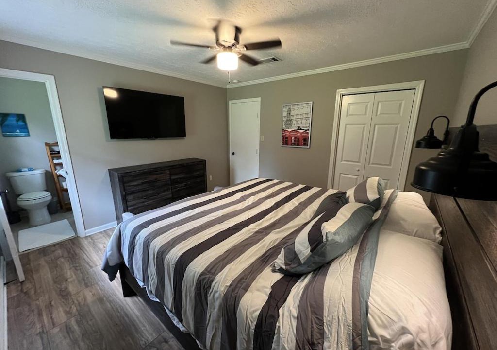 Photo of Bedroom in Pearl