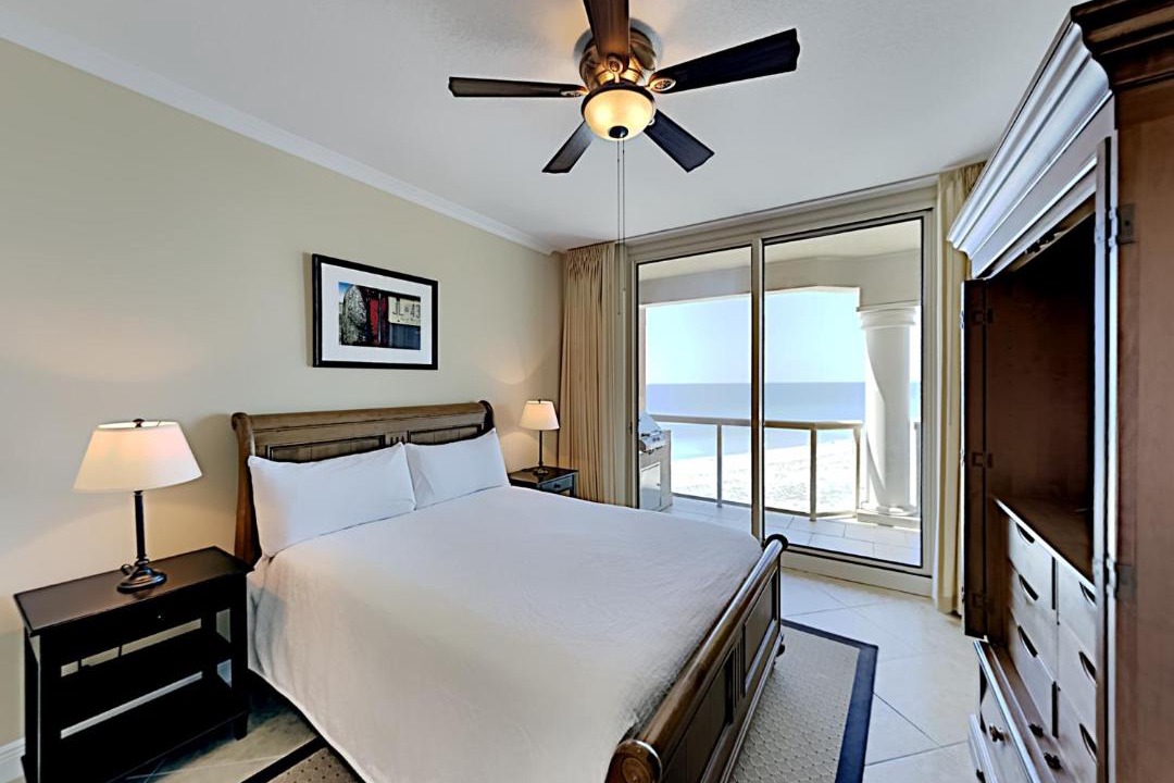 Photo of Bedroom in Pensacola Beach