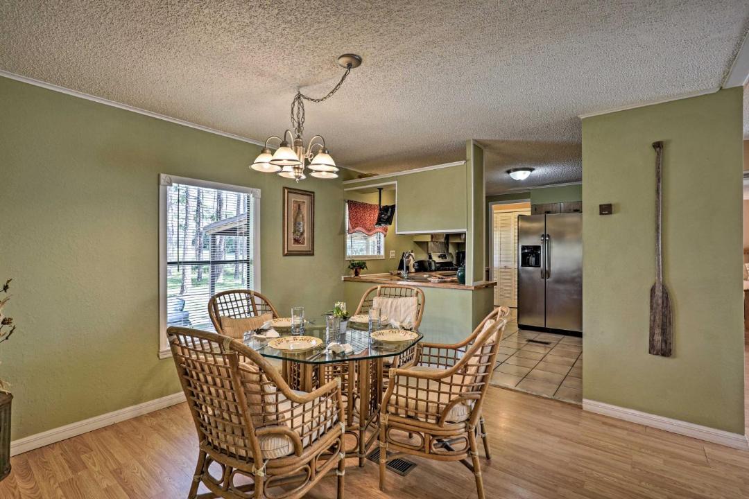 Photo of Livingroom in Crescent City