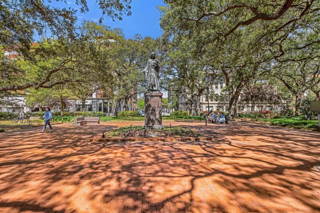 Photo of Others in Historic District - North