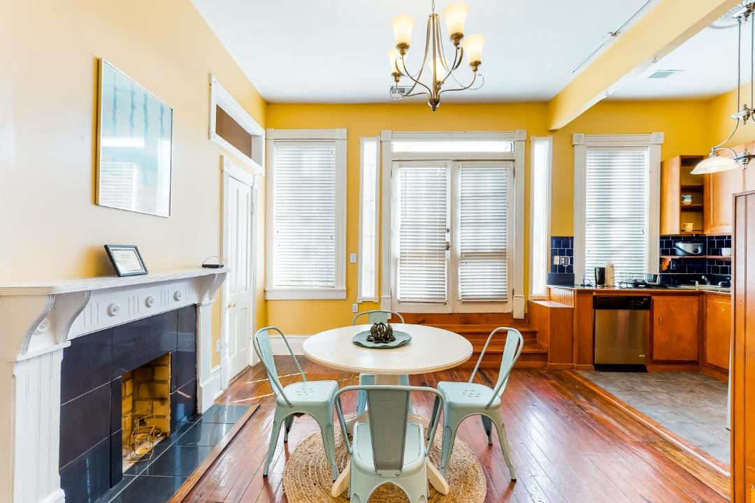 Photo of Livingroom in Historic Downtown Savannah