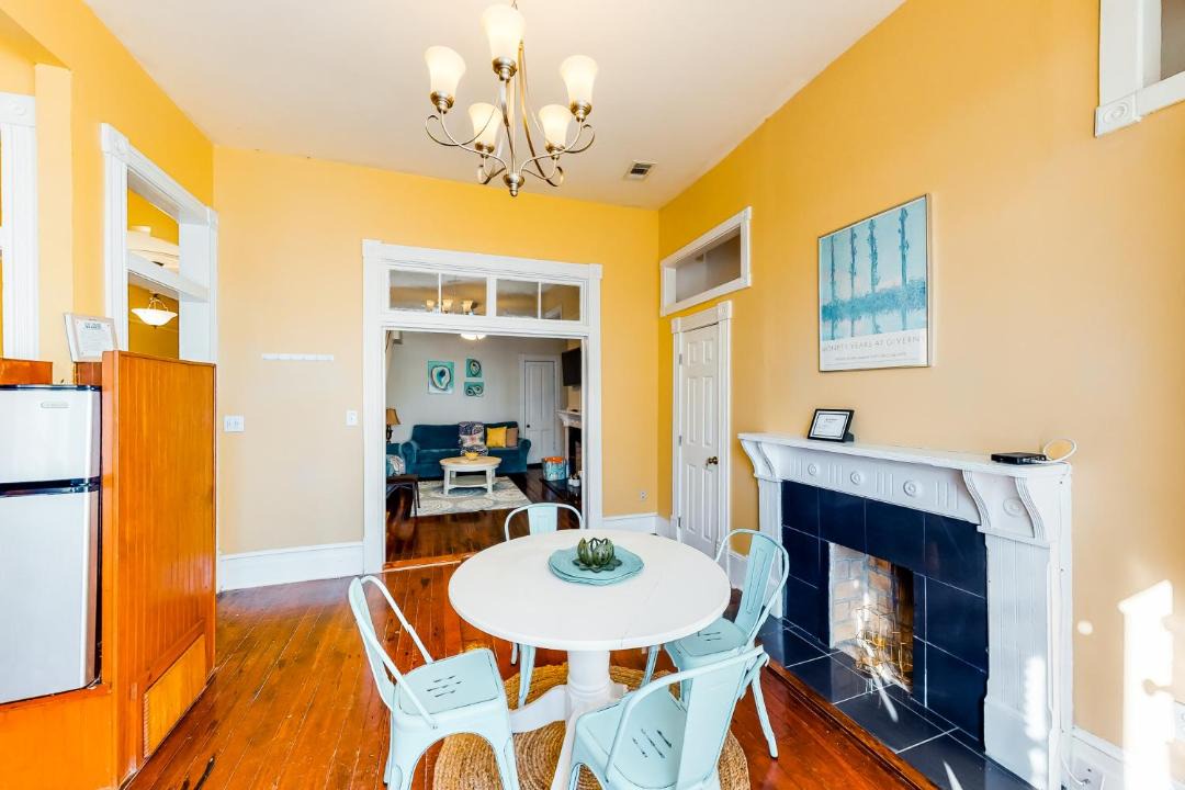 Photo of Livingroom in Historic Downtown Savannah