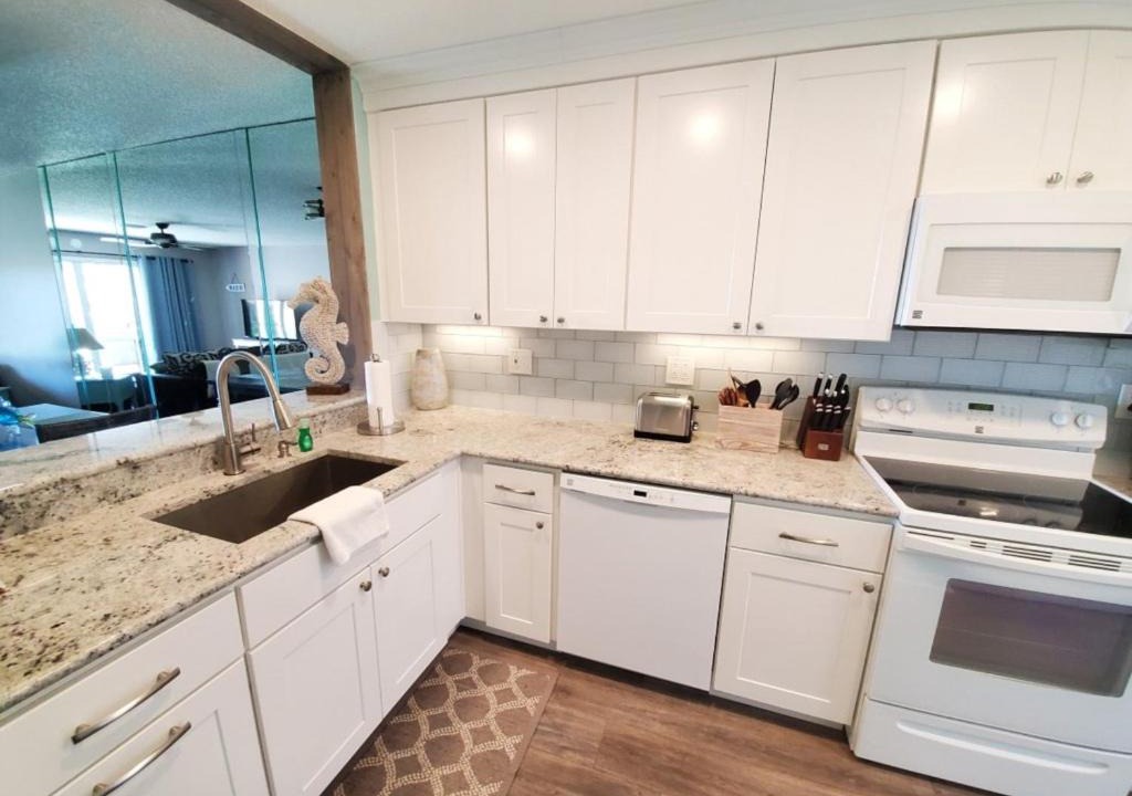 Photo of Kitchen in Butler Beach