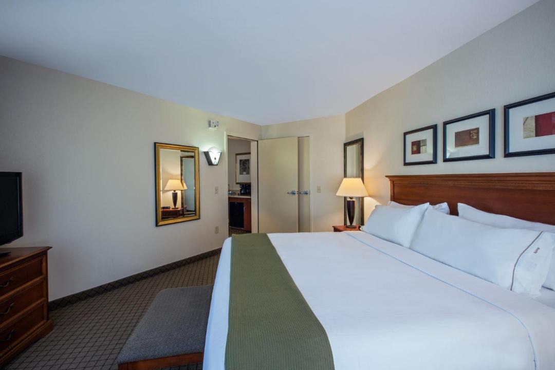 Photo of Bedroom in Flowood