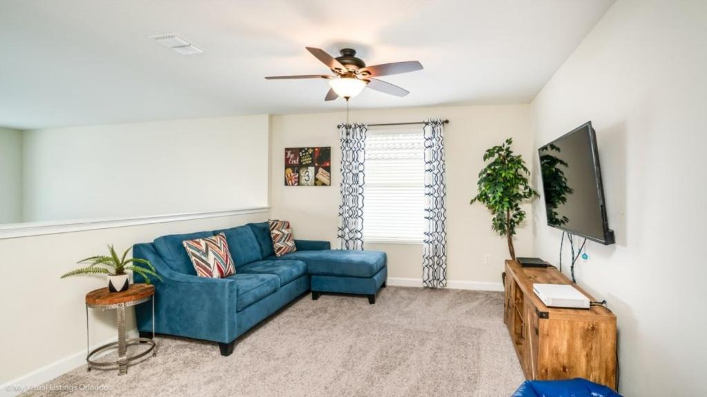 Photo of Livingroom in Davenport