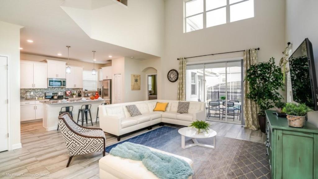 Photo of Livingroom in Davenport