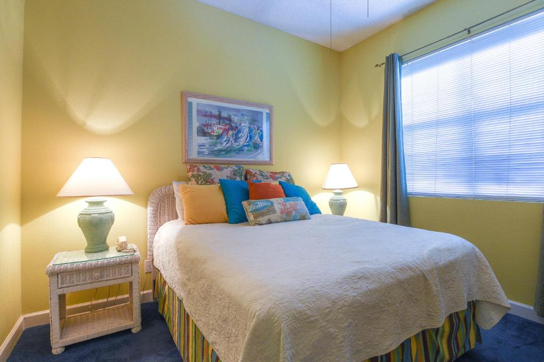 Photo of Bedroom in Gulf Place