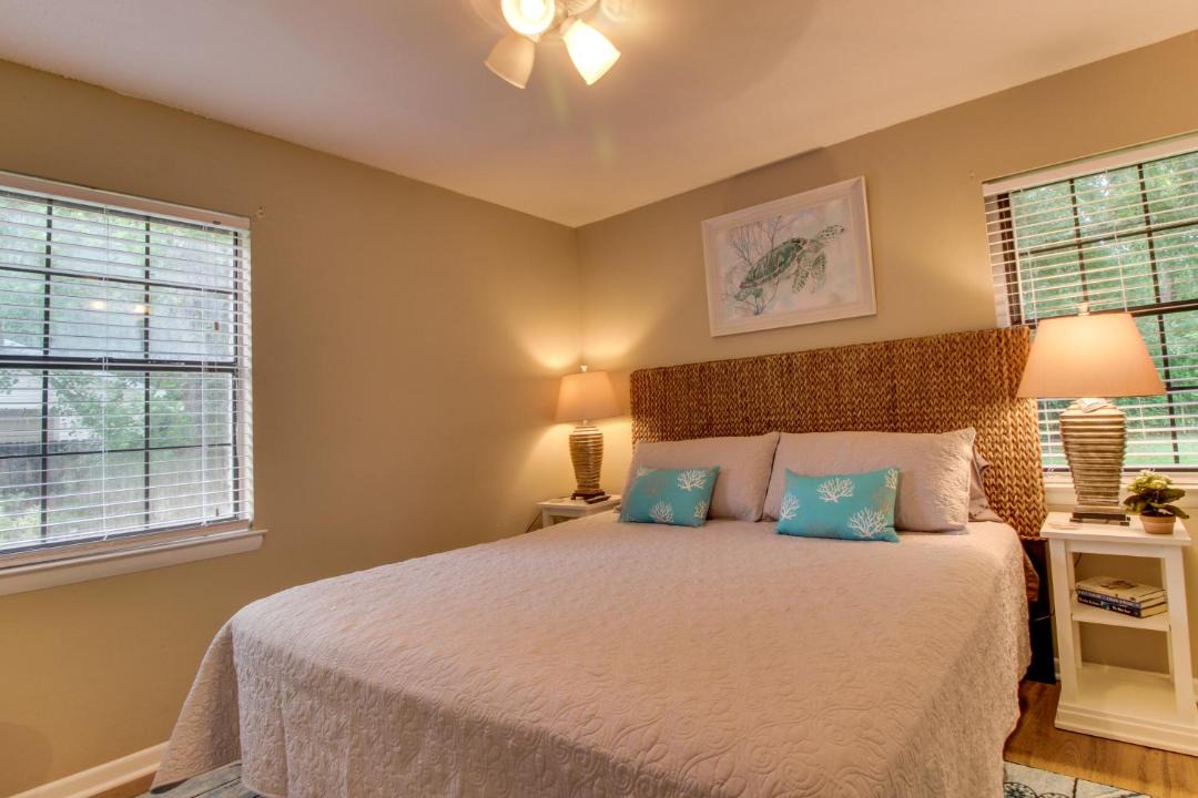 Photo of Bedroom in Gulf Shores
