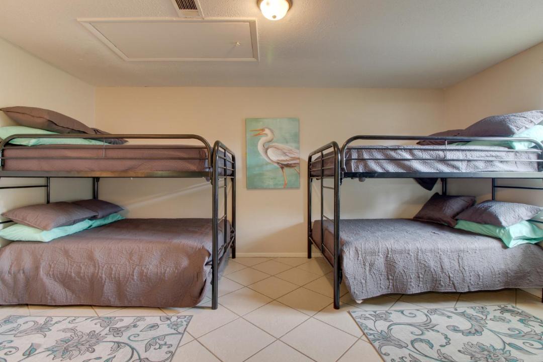 Photo of Bedroom in Gulf Shores