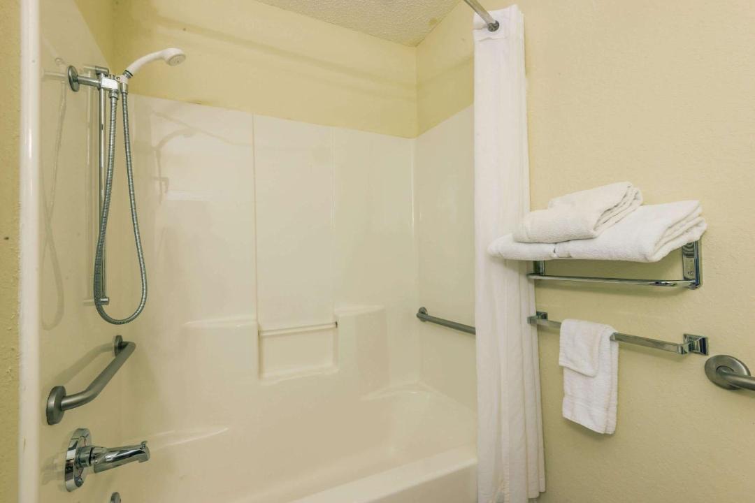 Photo of Bathroom in Auburn