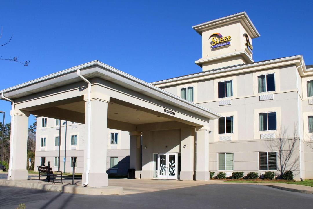Photo of Buildings in Evergreen