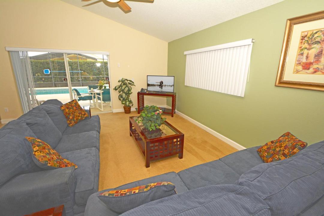 Photo of Livingroom in West Stonebridge