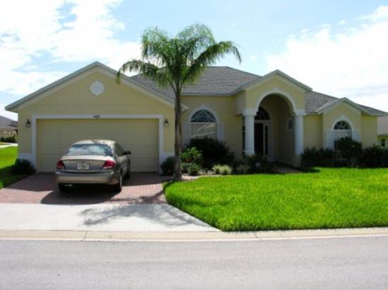 Photo of Buildings in Tuscan Ridge