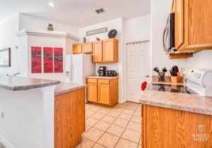 Lovely Home Near Disney with Pool, Spa & Game Room