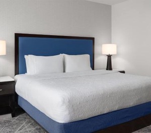 Hampton Inn Highway 