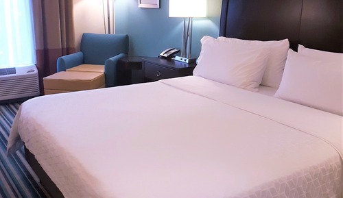 Suite, 1 King Bed, Accessible (Communication)