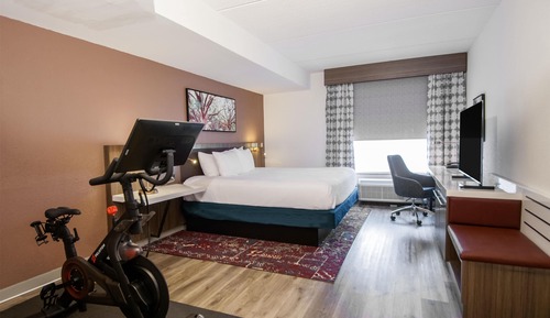 1 King Bed Room W/ Peloton Bike