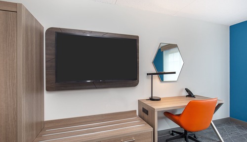 Standard Room, 1 King Bed, Accessible (Communications Accessible)