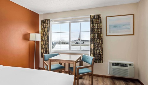 Room, 2 Queen Beds, Accessible, Non Smoking