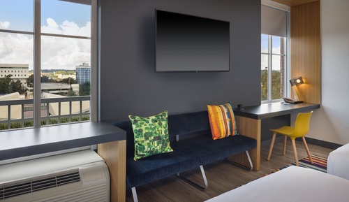 Room, 2 Queen Beds, Hearing Accessible