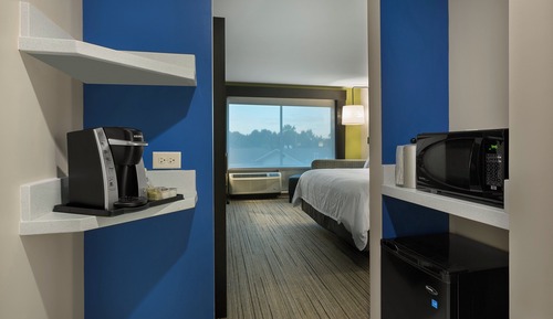 Standard Room, 1 King Bed