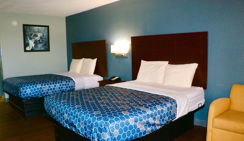 Basic Double Room, 2 Bedrooms