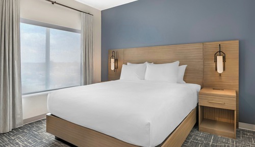 Suite, 1 King Bed
