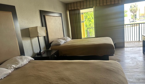 Room, 2 Double Beds, Smoking