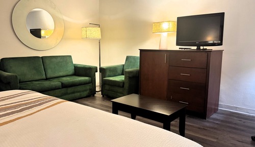 Studio Suite, 1 King Bed, Non Smoking