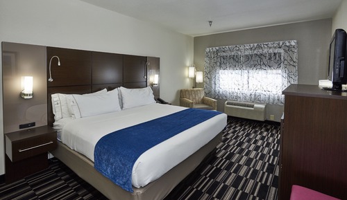 Standard Room, 1 King Bed