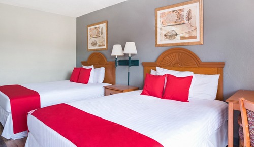 Room, 2 Queen Beds