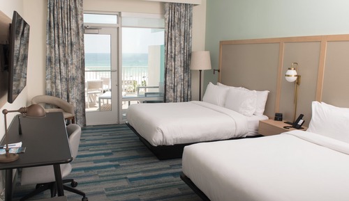 Room, 2 Queen Beds, Beachfront (Mobility/Hearing Accessible, Tub)