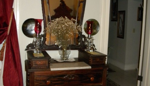 Suite, 1 King Bed (Victorian Suite)
