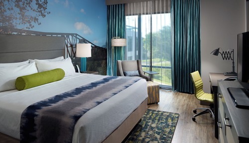 Standard Room, 1 King Bed, River View