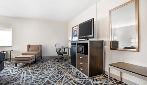 Standard Room, 2 Queen Beds, Non Smoking
