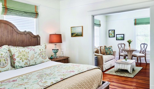Deluxe Suite, 1 King Bed with Sofa bed, Balcony